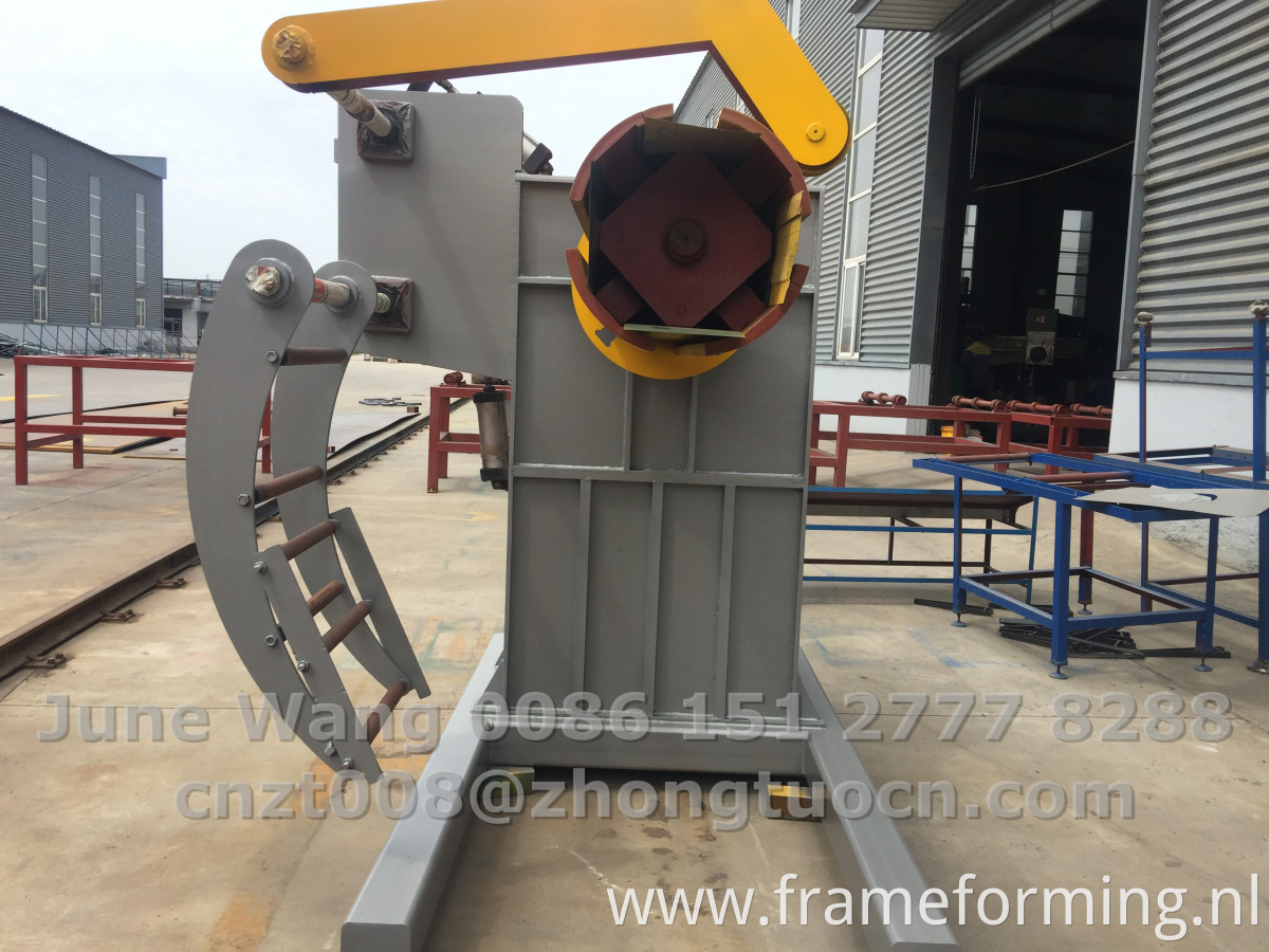 hydraulic decoiler